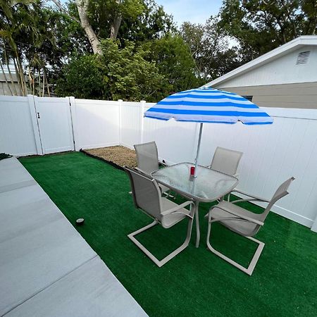 Cozy Private Studio W/Own Yard - 3Mi From Beach Seminole Eksteriør bilde